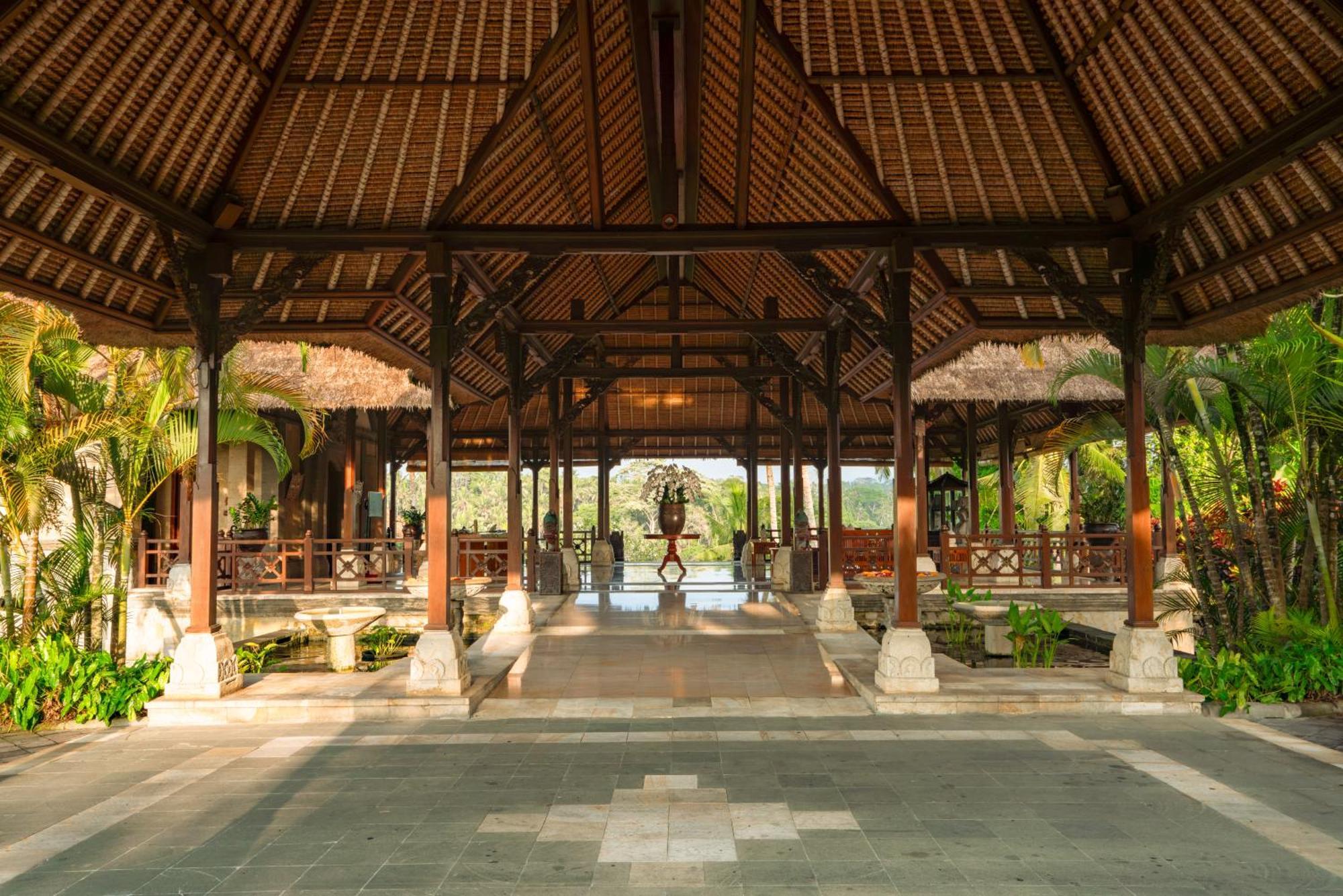 Puri Wulandari A Boutique &