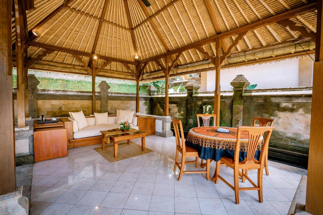 Puri Wulandari - A Boutique &